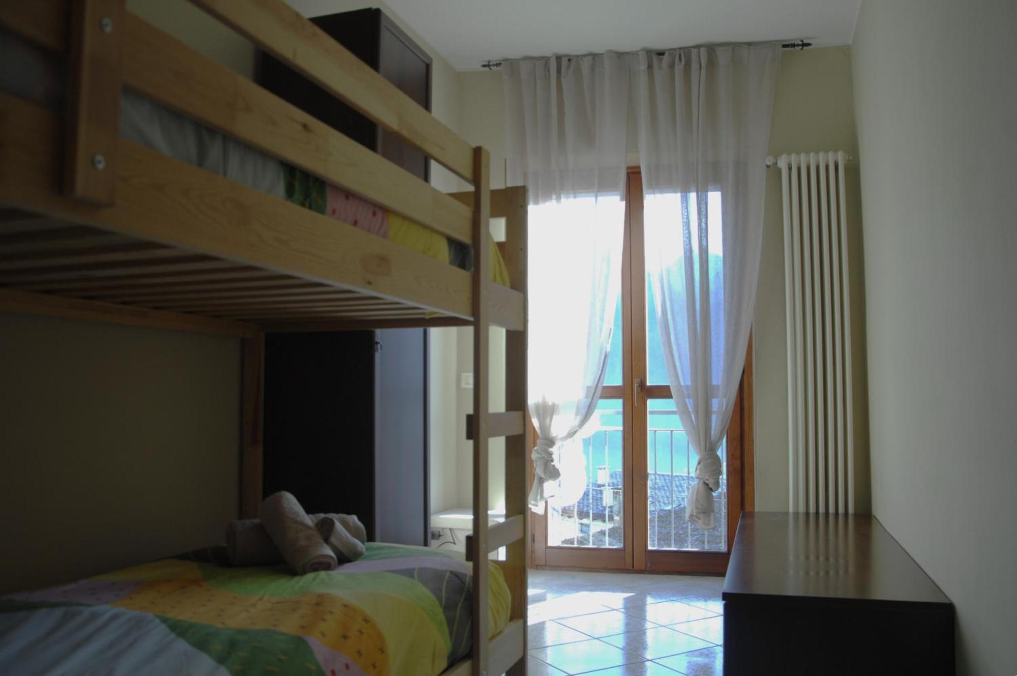 Typical Apartment In Valtellina Sondrio Luaran gambar