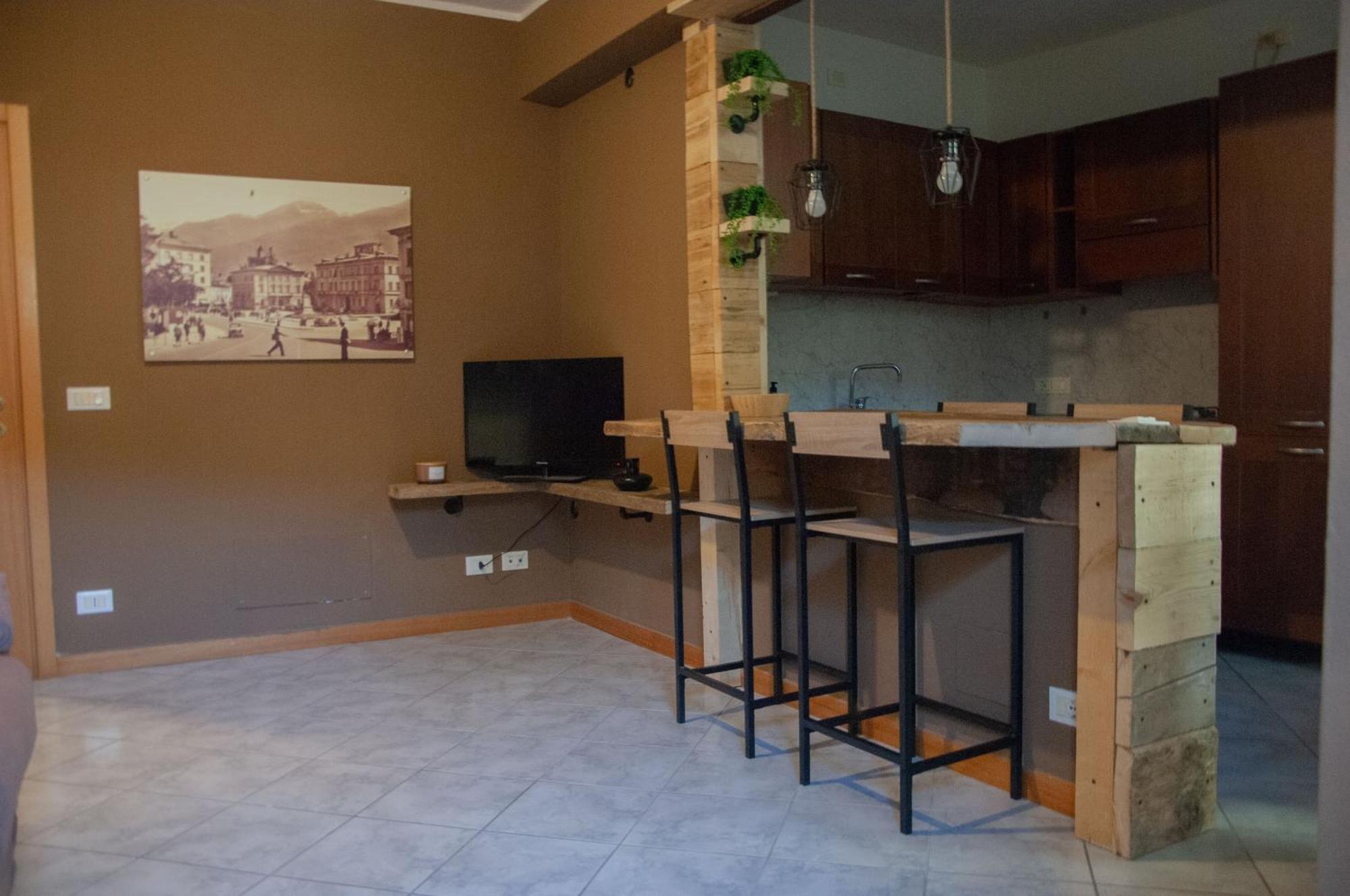 Typical Apartment In Valtellina Sondrio Luaran gambar